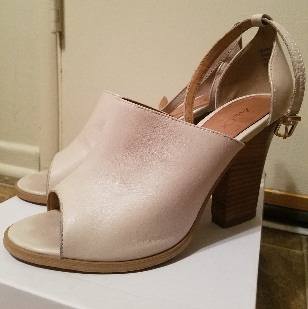 Open Toe Sandals Heels Sz 10